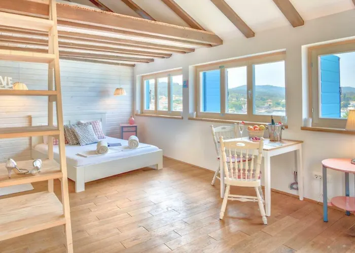 Eco The Dreamers's Club Appartement Lumbarda