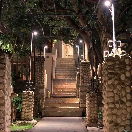 Eco The Dreamers's Club Lumbarda