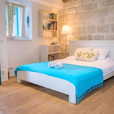 Апартаменты Eco The Dreamers's Club 4*