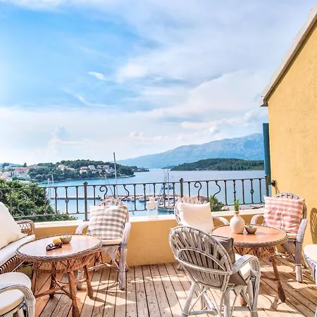 Eco The Dreamers's Club Лумбарда