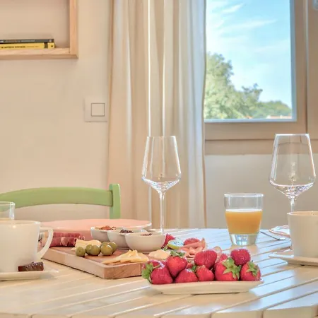 Eco The Dreamers's Club Апартаменты