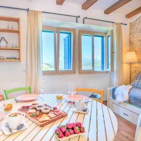 Eco The Dreamers's Club Apartman Lumbarda
