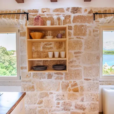 Eco The Dreamers's Club Lumbarda