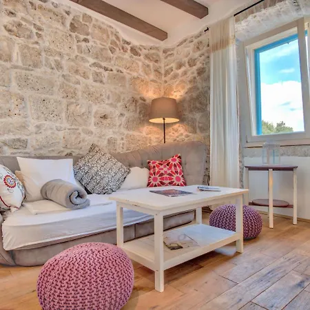 Eco The Dreamers's Club 4*