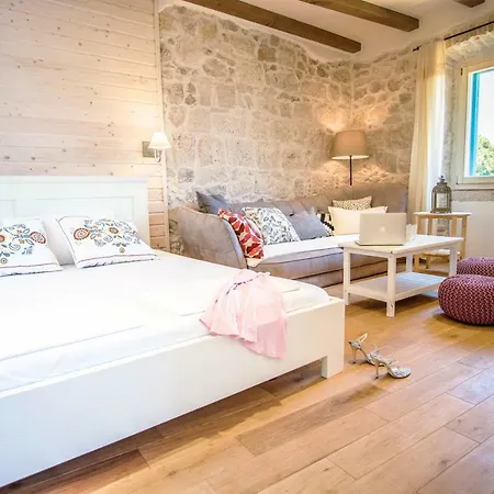 Apartment Eco The Dreamers's Club Lumbarda