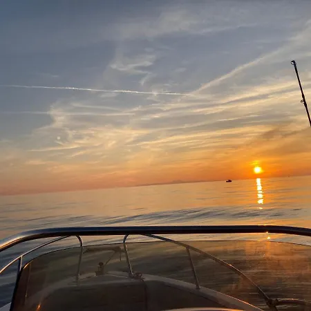 Eco The Dreamers's Club 4*