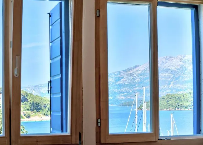 Eco The Dreamers's Club דירה