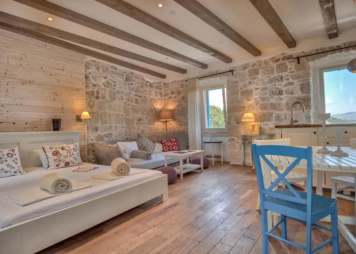 Eco The Dreamers's Club דירה